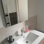 Des Roses - Maison Familiale, 3 Au Calme, Wifi Nyaraló