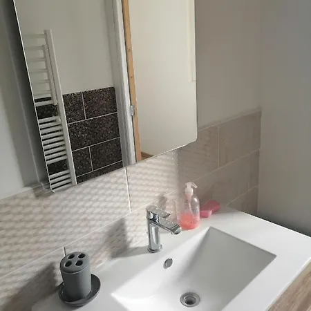 Des Roses - Maison Familiale, 3 Au Calme, Wifi Holiday home