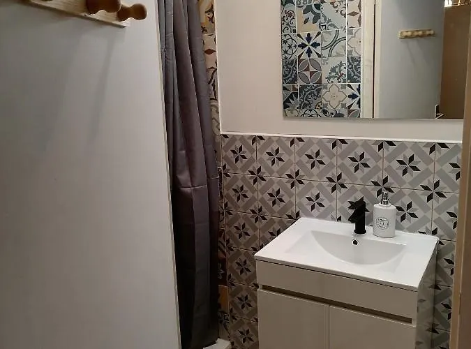 Des Roses - Maison Familiale, 3 Au Calme, Wifi * Le Havre