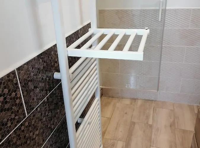 Ferienhaus Des Roses - Maison Familiale, 3 Au Calme, Wifi Le Havre